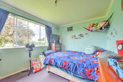 Photo of property in 54 Hunter Street, Edendale, 9825