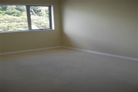 Photo of property in 23 Ian Marwick Place, Birkenhead, Auckland, 0626