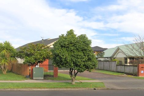 Photo of property in 13 Ayrshire Drive, Grandview Heights, Hamilton, 3200