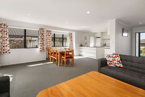 Photo of property in 14 Hoggard Place, Katikati, 3129