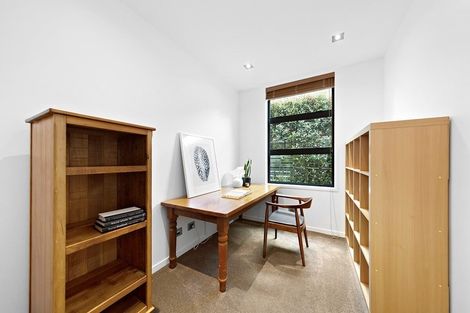 Photo of property in 48a Sunny Brae Crescent, Westmere, Auckland, 1022