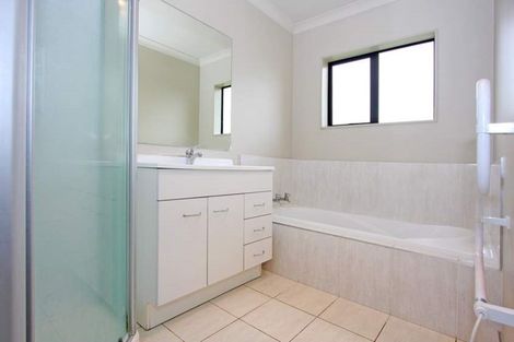 Photo of property in 7a Freyberg Avenue, Papatoetoe, Auckland, 2104