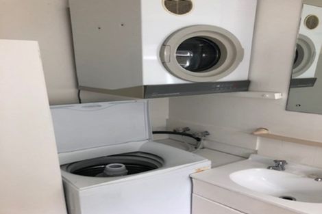 Photo of property in 62a Warwick Street, Wilton, Wellington, 6012