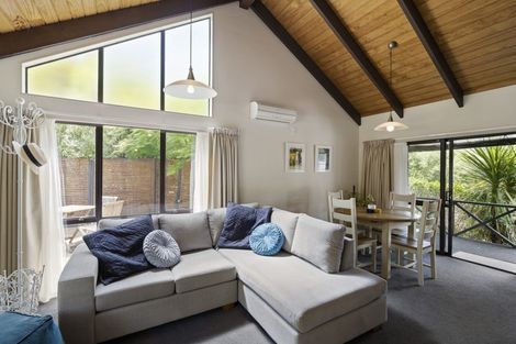 Photo of property in 19 Thames Street, Welbourn, New Plymouth, 4310