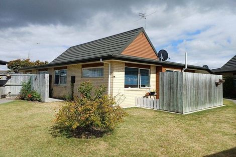 Photo of property in Rivertown Villas, 150 Williams Street, Kaiapoi, 7630