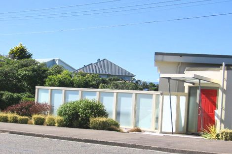 Photo of property in 5 Waru Street, Khandallah, Wellington, 6035