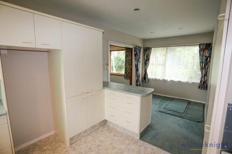 Photo of property in 120 Grimseys Road, Redwood, Christchurch, 8051