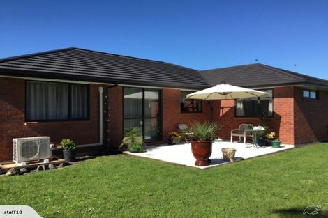 Photo of property in 12 O'farrell Drive, One Tree Point, 0118