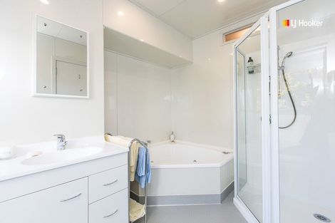 Photo of property in 43 Shandon Road, Vauxhall, Dunedin, 9013