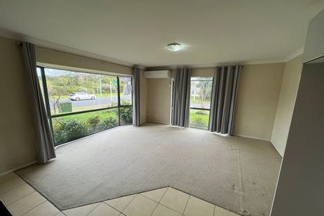 Photo of property in 1 Killybegs Drive, Pinehill, Auckland, 0632