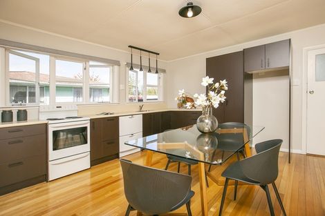 Photo of property in 5 Charles Street, Carterton, 5713