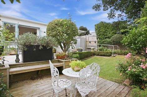 Photo of property in 86a Gover Street, New Plymouth, 4310