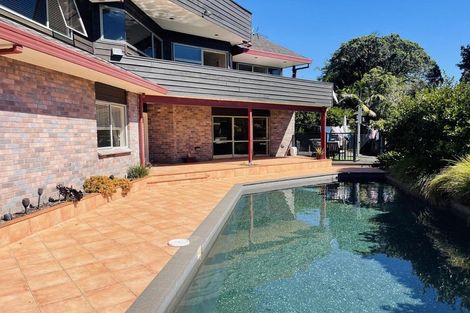 Photo of property in 166a Mellons Road, Mellons Bay, Auckland, 2014