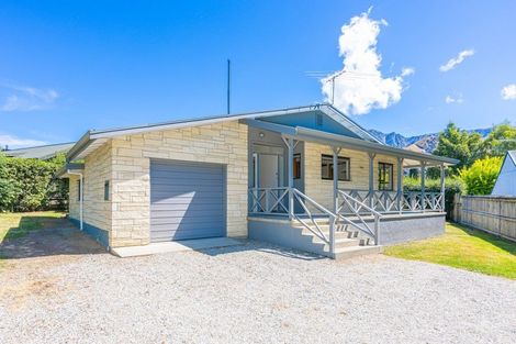 Photo of property in 22 Devon Street, Arrowtown, 9302