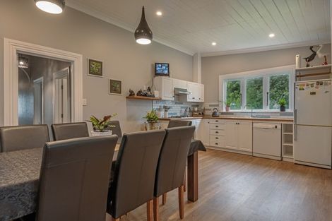 Photo of property in 226 Mangahao Road, Shannon, Palmerston North, 4474