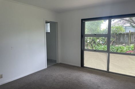 Photo of property in 198 Clovelly Road, Bucklands Beach, Auckland, 2012