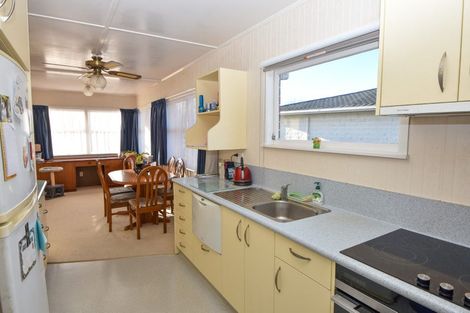 Photo of property in 11 Fairbrother Street, Carterton, 5713