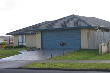 Photo of property in 2 Ballybay Road, East Tamaki, Auckland, 2016