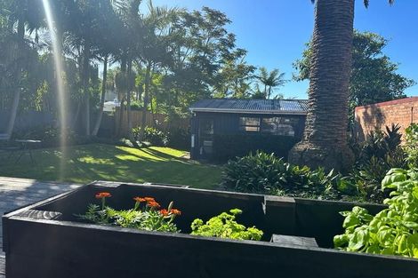 Photo of property in 38 Edgars Road, Westmere, Auckland, 1022