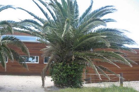 Photo of property in 15 Pukehina Parade, Pukehina, 3189