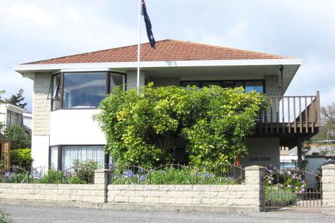 Photo of property in 32 Riverside, Nelson, 7010