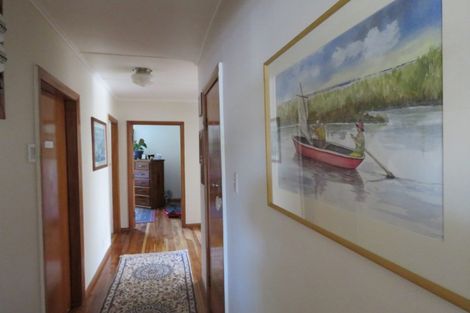 Photo of property in 2925 Taihape Road, Otamauri, Hastings, 4179