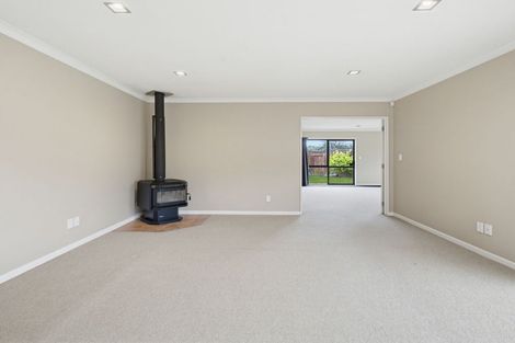 Photo of property in 66 Royal Oak Drive, Kelvin Grove, Palmerston North, 4414
