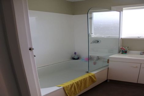 Photo of property in 2/8 Leicester Street, Stoke, Nelson, 7011