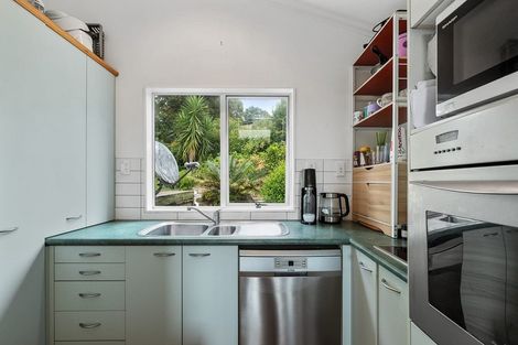 Photo of property in 2/8 Glenvale Place, Totara Vale, Auckland, 0629