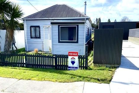 Photo of property in 4 Clifford Street, Clinton, 9534