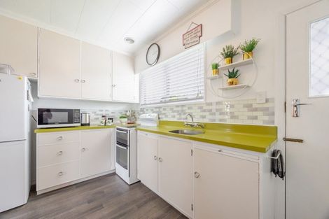 Photo of property in 10 Ashcroft Street, Pirimai, Napier, 4112