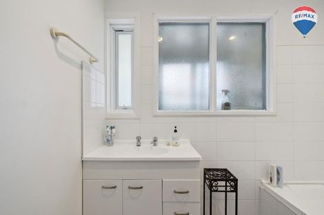 Photo of property in 50 Arahura Crescent, Waitangirua, Porirua, 5024