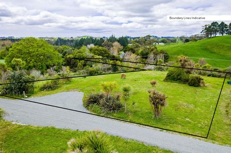 Photo of property in 126 Oneriri Road, Kaiwaka, 0573