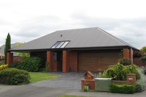 Photo of property in 16 O'connor Place, Burnside, Christchurch, 8053