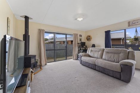 Photo of property in 9 Spackman Crescent, Paraparaumu, 5032