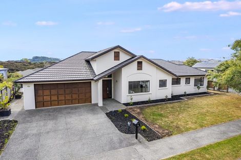 Photo of property in 96 Navigation Drive, Whitby, Porirua, 5024