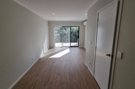 Photo of property in 2/125b Metcalfe Road, Ranui, Auckland, 0612