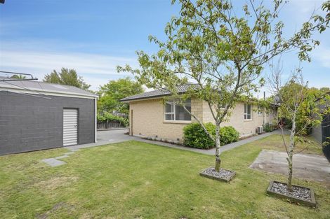 Photo of property in 19 Chadlington Street, Parklands, Christchurch, 8083