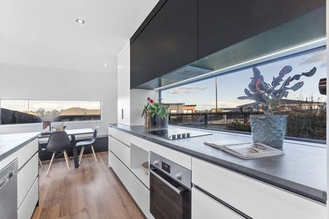 Photo of property in 17 Pragma Rise, Rototuna North, Hamilton, 3210