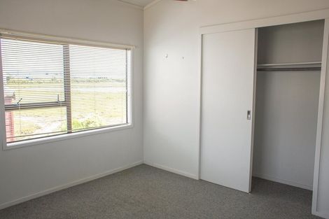 Photo of property in 2/40 Saxon Street, Waterview, Auckland, 1026