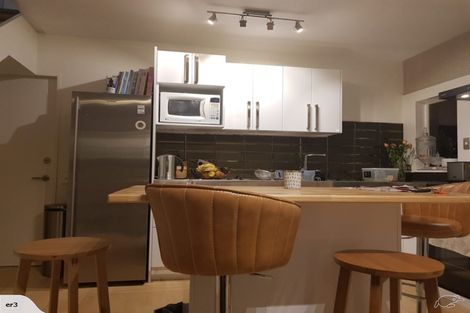 Photo of property in 6 Cottleville Terrace, Thorndon, Wellington, 6011