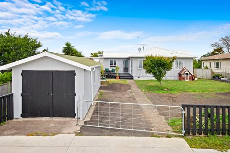 Photo of property in 58 Mclarin Road, Glenbrook, Waiuku, 2681