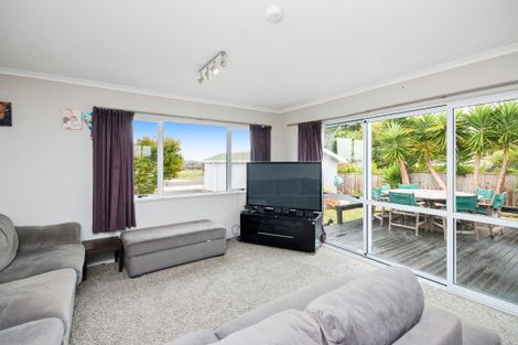 Photo of property in 58 Mclarin Road, Glenbrook, Waiuku, 2681