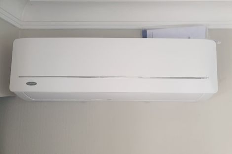 Photo of property in 3/62 Moana Avenue, One Tree Hill, Auckland, 1061