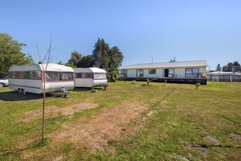 Photo of property in 15 Ioapa Road, Te Karaka, 4022