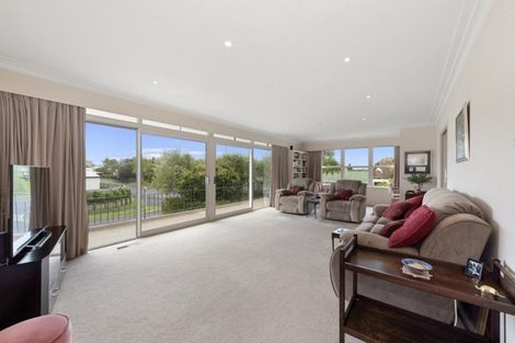 Photo of property in 28 Springfield Crescent, Enderley, Hamilton, 3214