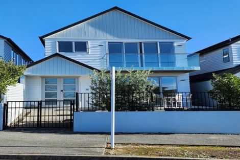 Photo of property in 66c Te Oneroa Way, Long Bay, Auckland, 0630