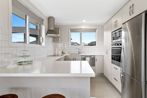 Photo of property in Waterview Estate, 69/4 Greystone Place, Omokoroa, 3114