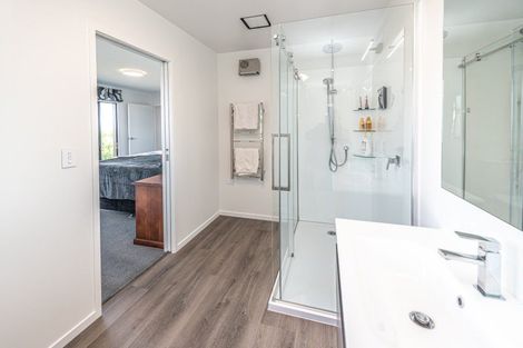 Photo of property in 37 Tirimoana Place, Otamatea, Whanganui, 4501