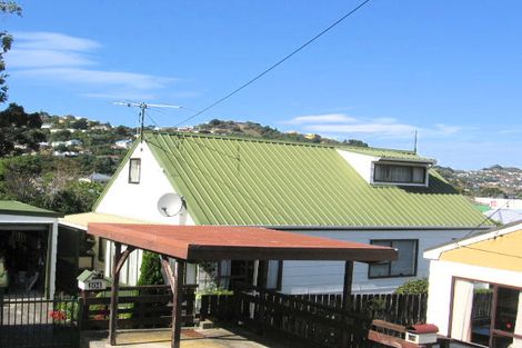 Photo of property in 104 Tauhinu Road, Miramar, Wellington, 6022